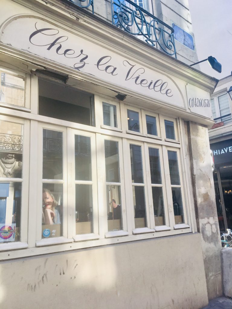 Chez la Vieille, Paris